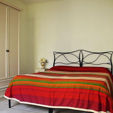 B&B Sa Prama Galtellì Exteriör bild