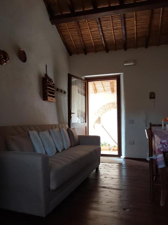B&B Sa Prama Galtellì Exteriör bild